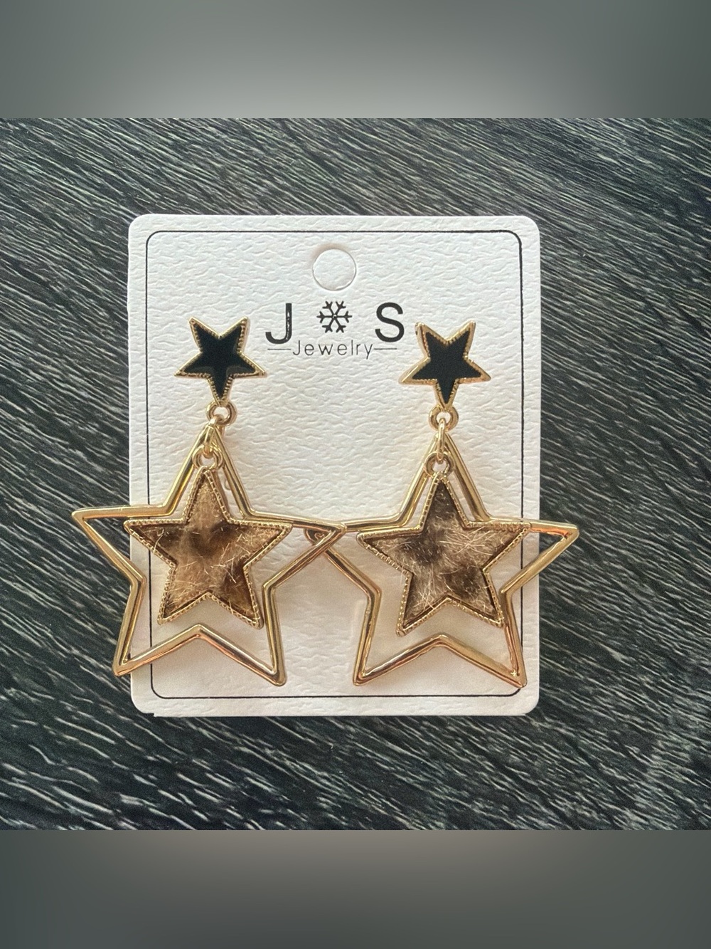 J&S Jewelry Gold Star Dangle Earrings- NWT